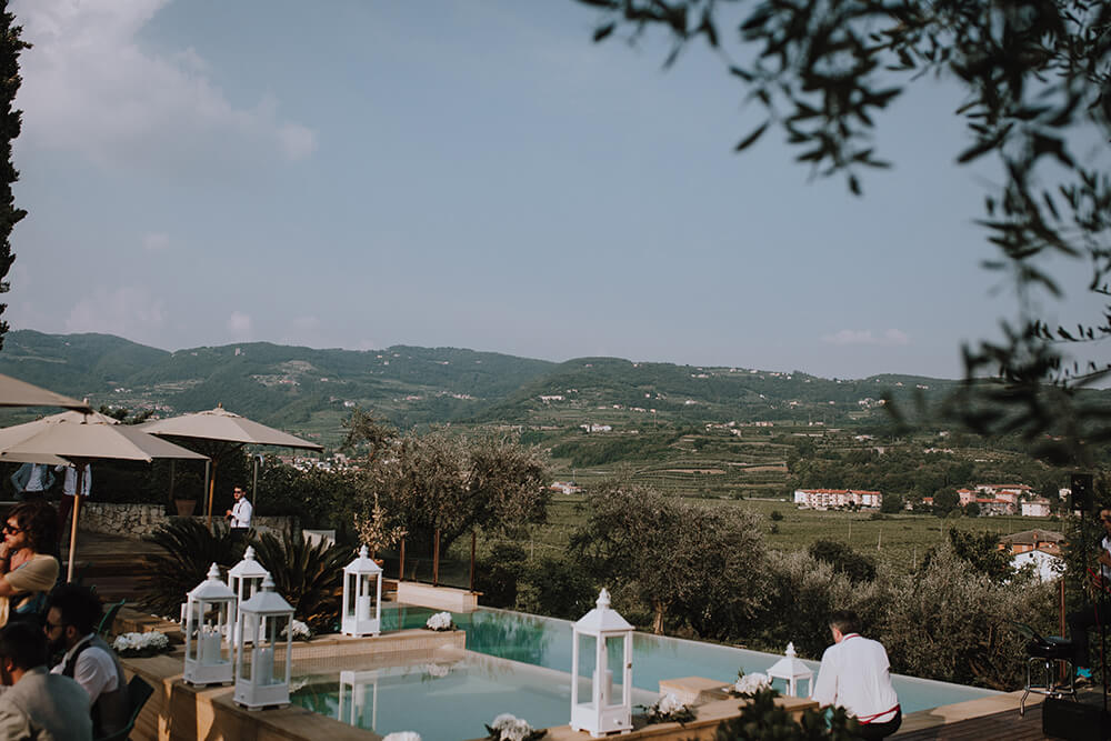 Fotografo di Matrimonio a Verona. Location: Relais La Magioca in Valpolicella. Sposi Sara & Cristiano. Hunny Pixel fotografa di matrimonio a Verona e Trento.