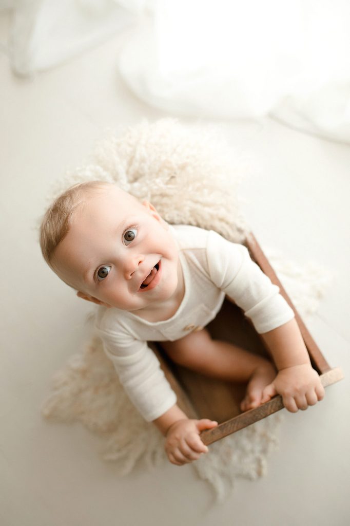 Fotografo neonati e bebè a Verona Trento. Servizio fotografico neonati e bebè. Hunny Pixel fotografia di neonati, bebè, gravidanza e ritratti di famiglia.