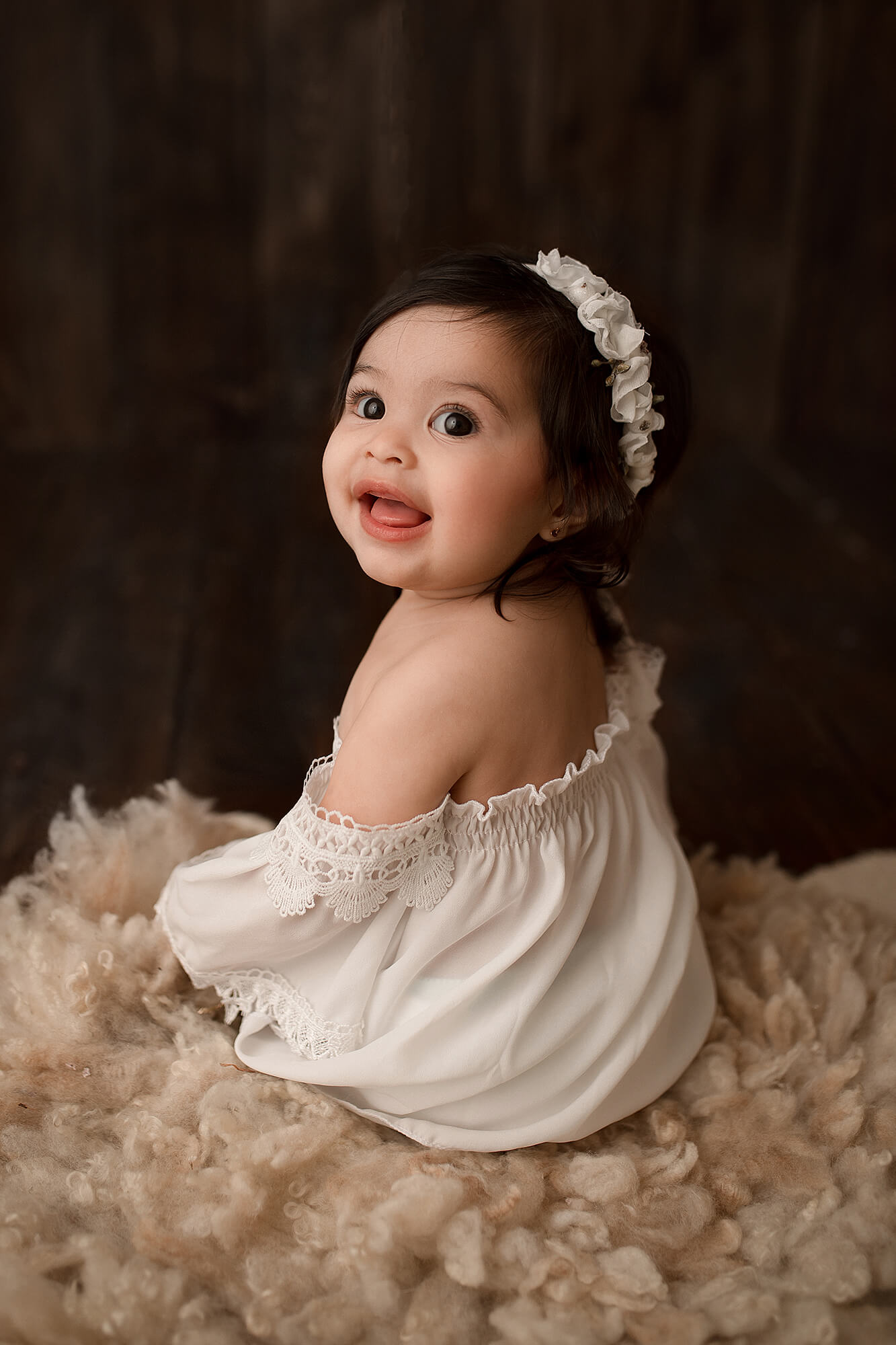 Fotografo neonati e bebè a Verona Trento. Servizio fotografico neonati e bebè. Hunny Pixel fotografia di neonati, bebè, gravidanza e ritratti di famiglia.