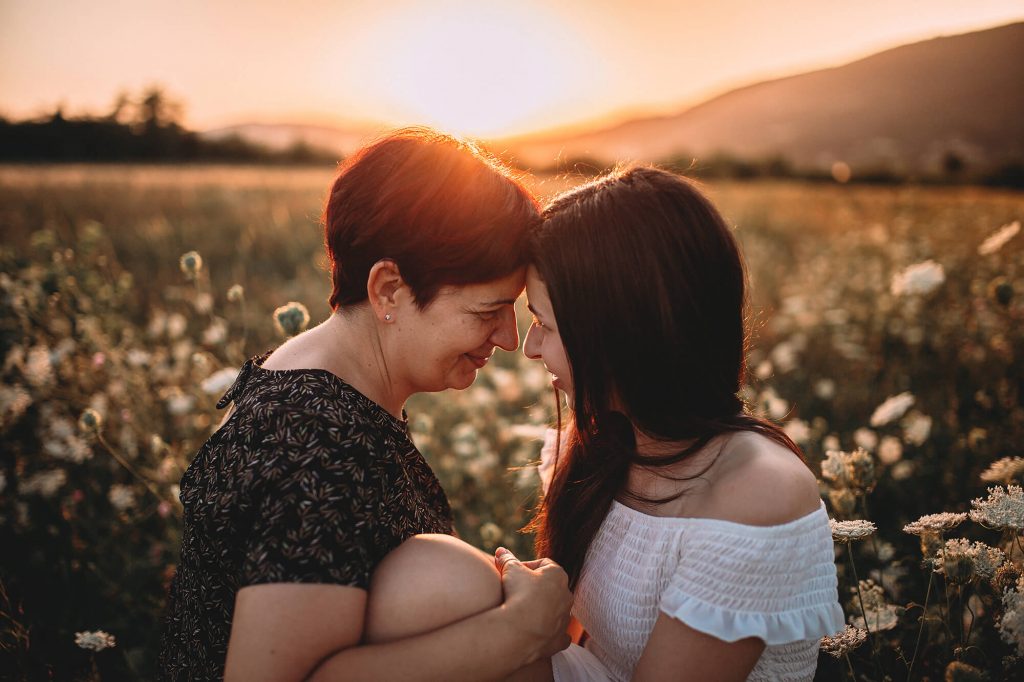 Servizi fotografici per famiglia a Verona Trento. Hunny Pixel ritratti di famiglia, fotografia di gravidanza, newborn.