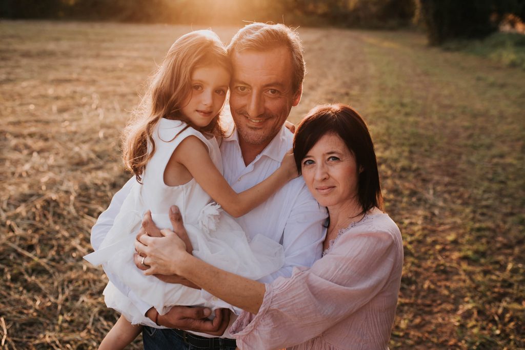 Servizi fotografici per famiglia a Verona Trento. Hunny Pixel ritratti di famiglia, fotografia di gravidanza, newborn.